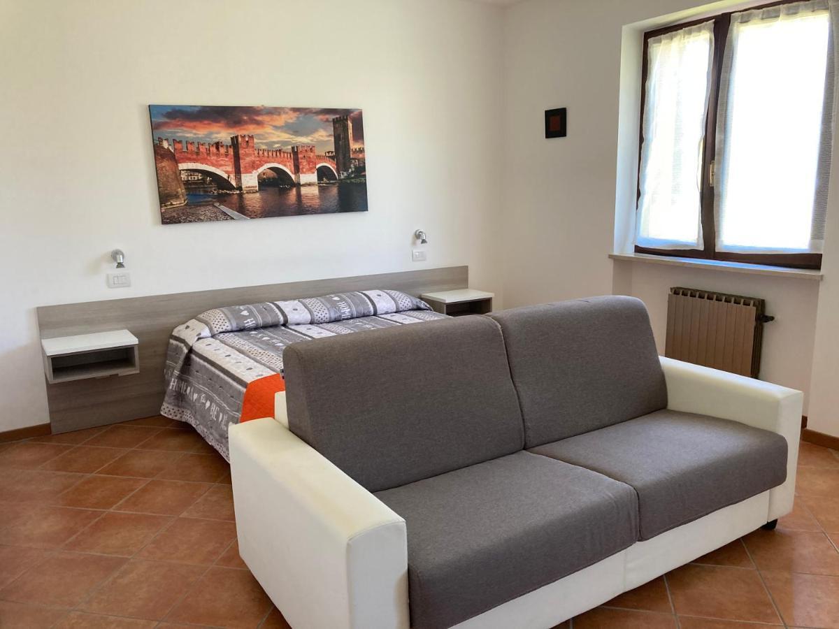 La Terrazza Sul Garda Ξενοδοχείο Εξωτερικό φωτογραφία