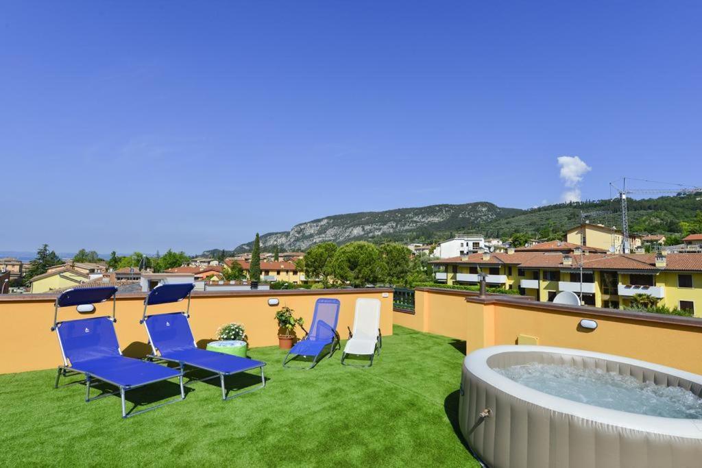 La Terrazza Sul Garda Ξενοδοχείο Εξωτερικό φωτογραφία
