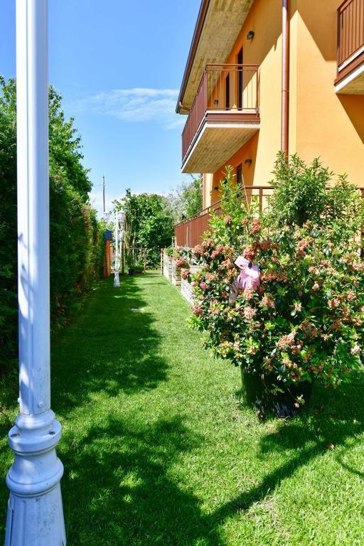 La Terrazza Sul Garda Ξενοδοχείο Εξωτερικό φωτογραφία